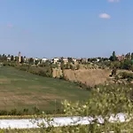 Bio Fattoria Mula D'oro - Biofattoriamuladoro It - Organic Food, Nature & Relax Apartament Mulazzano